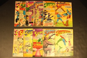 Superman    Lot Of 11 Books - Primary