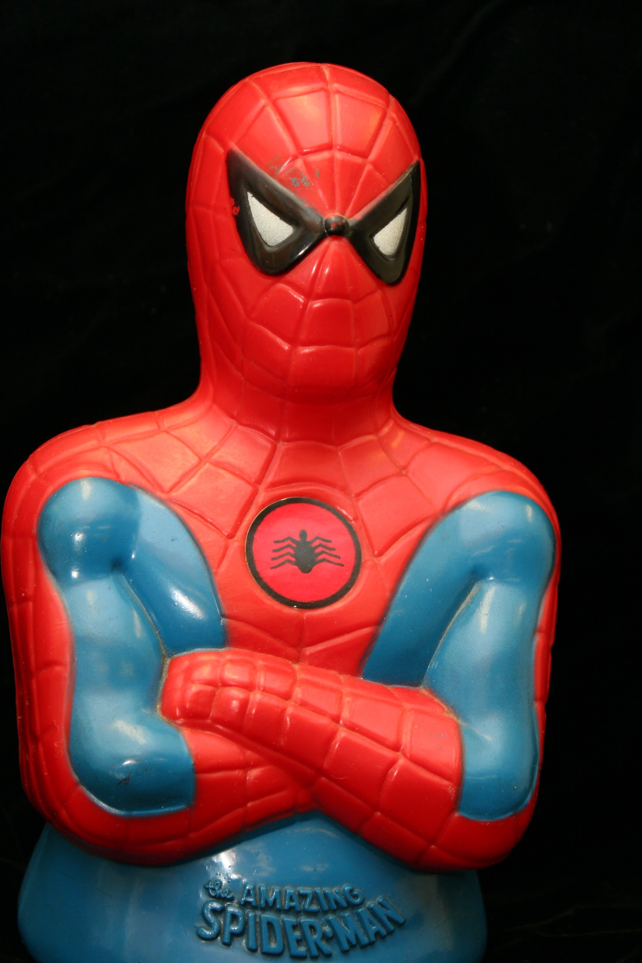 Spiderman Plastic Coin Bank 1973 | Sold Details | Four Color Comics