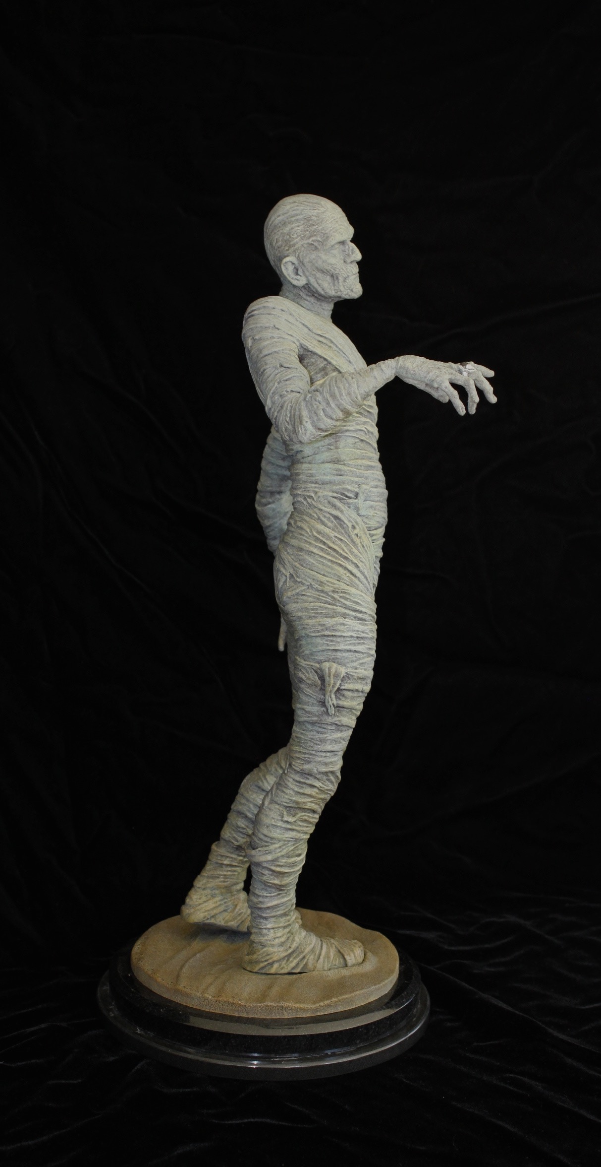 Mummy Bronze - 10350