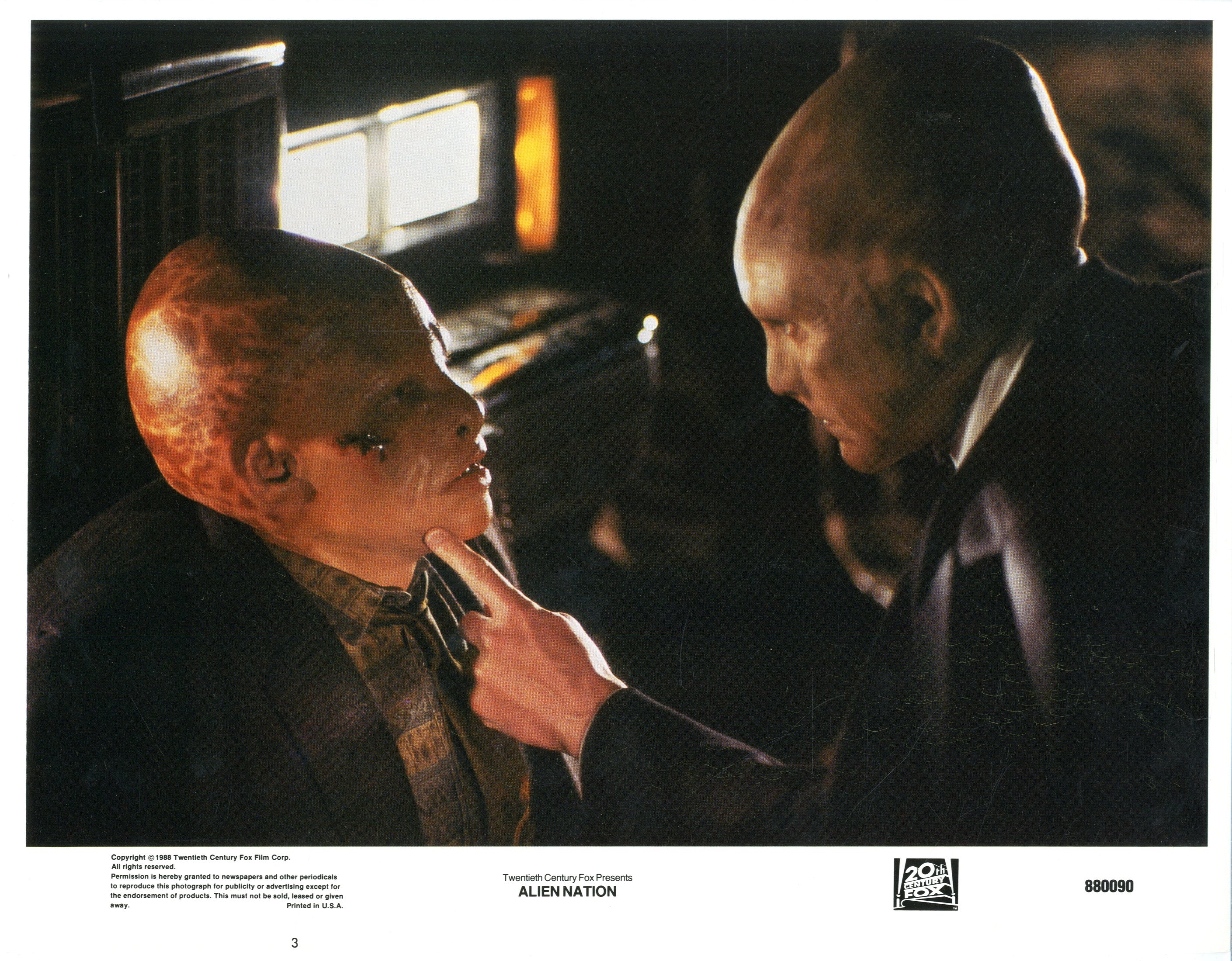 Пришельцы 1988. "Чужая нация" Alien Nation (1988). Нация пришельцев 1988. Постер чужая нация (1988. Нация пришельцев: чужая нация / Alien Nation 1988 Постер.