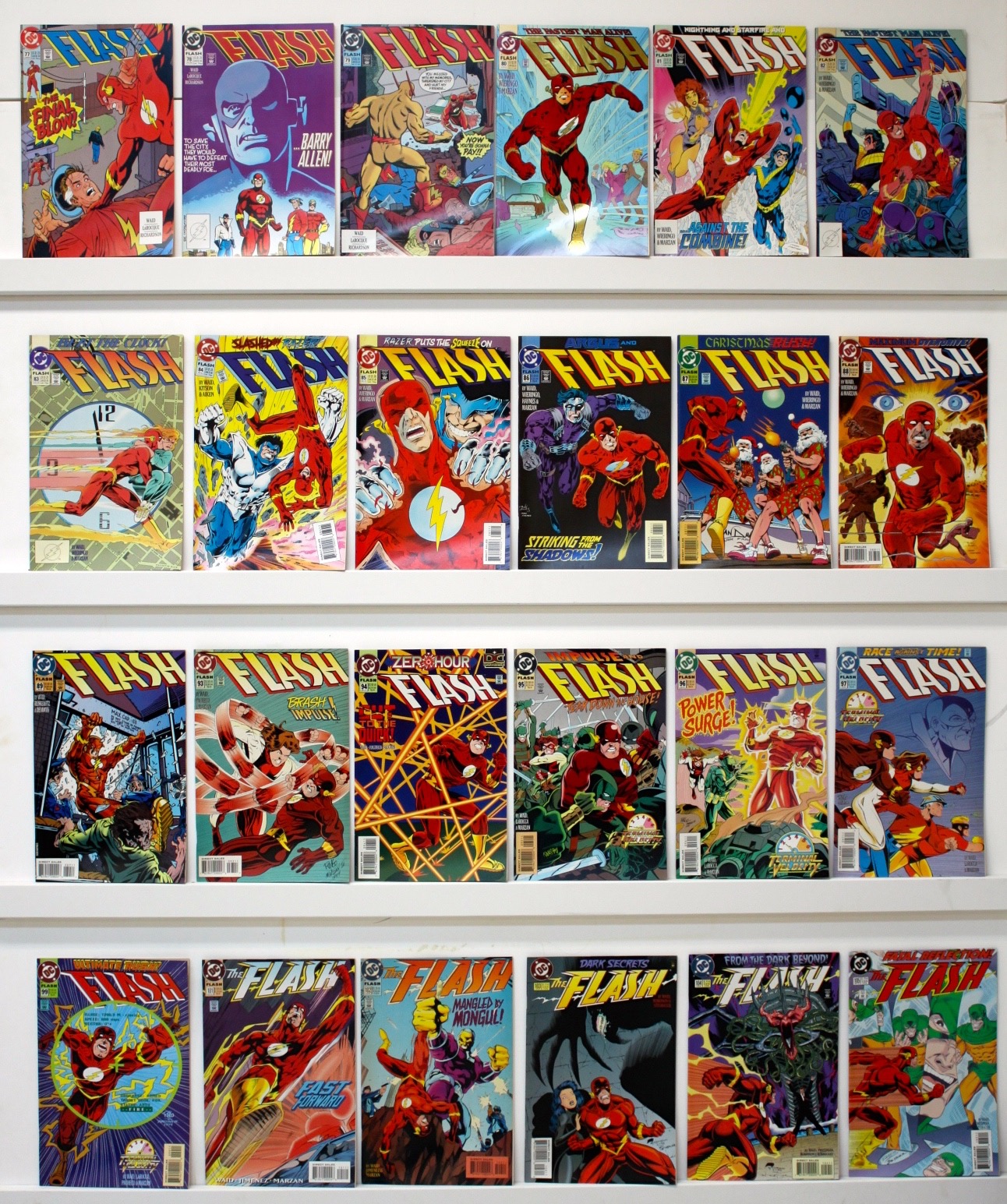 Flash Comic       Lot Of 103 Comics - 16285