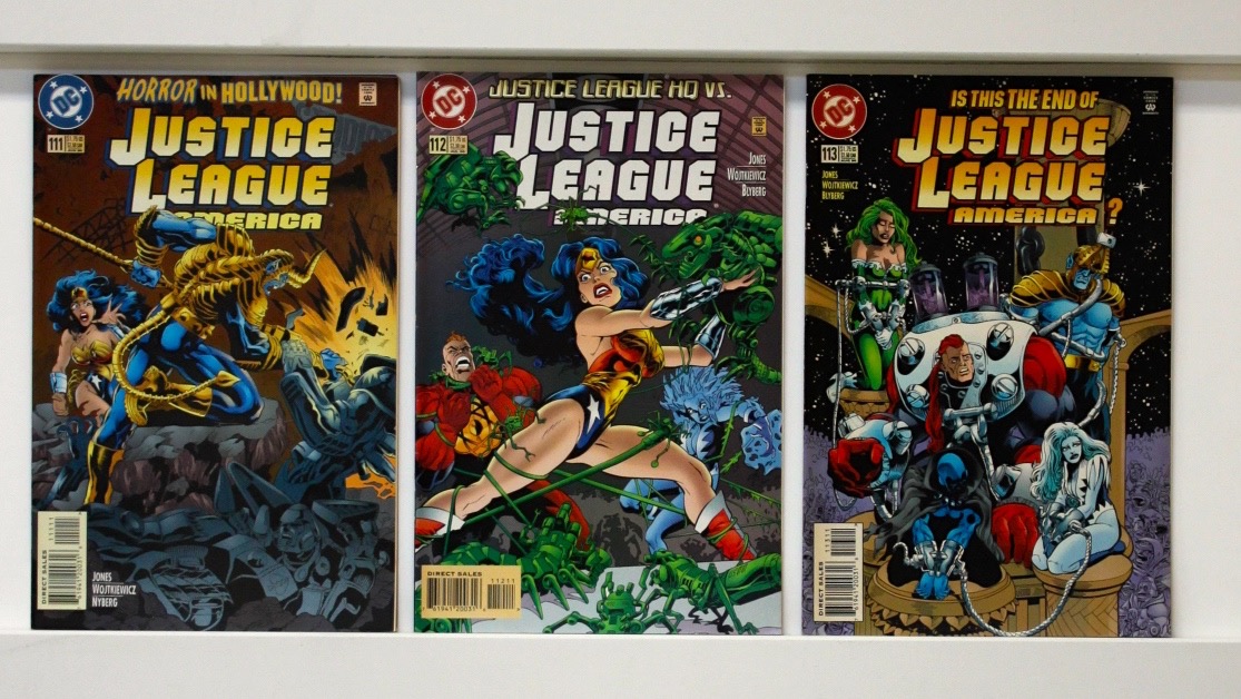 Justice League Of America  Lot Of  98 Comics - 16174