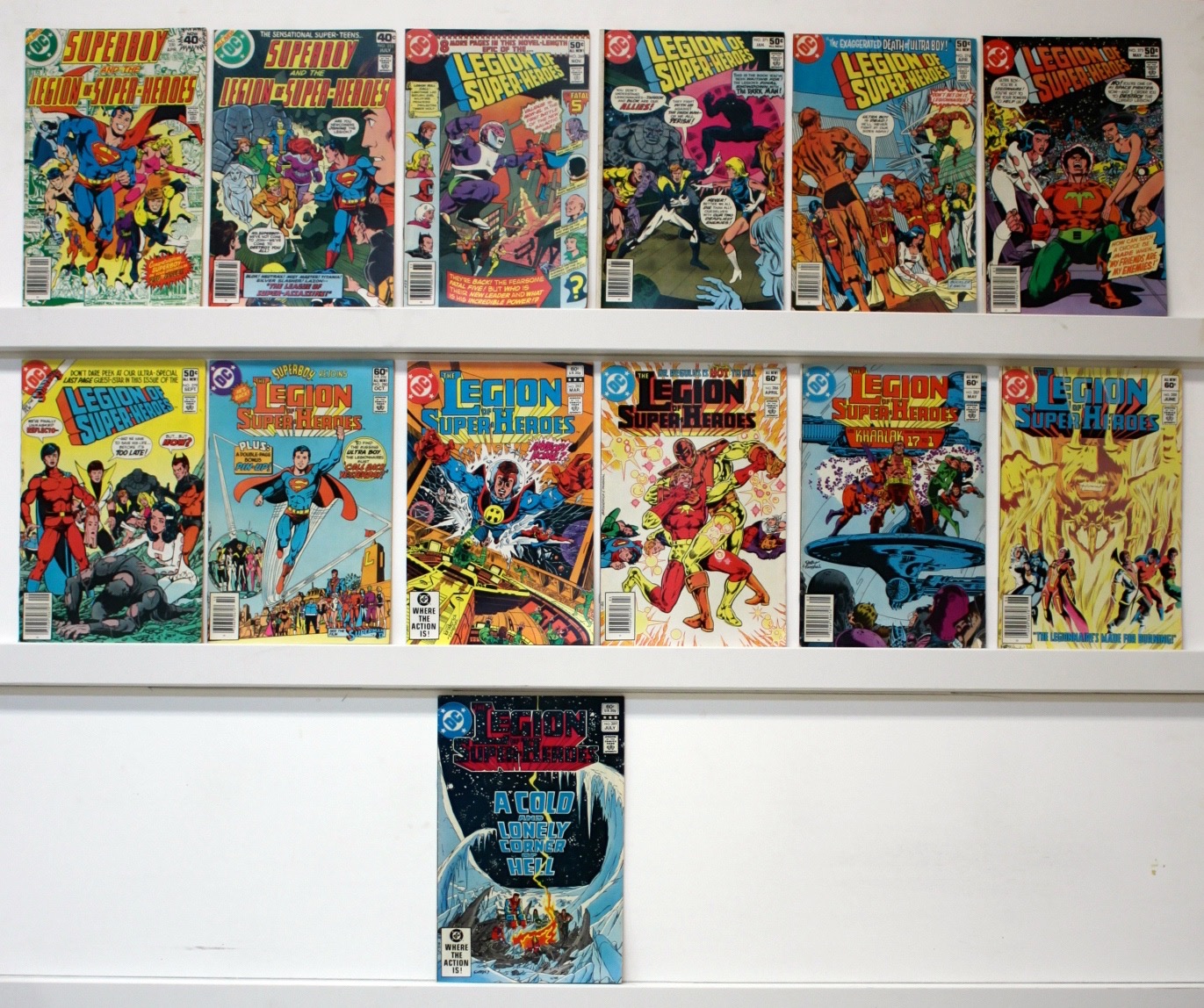 Legion Of Super-heroes   Lot Of 37 Comics - 21162