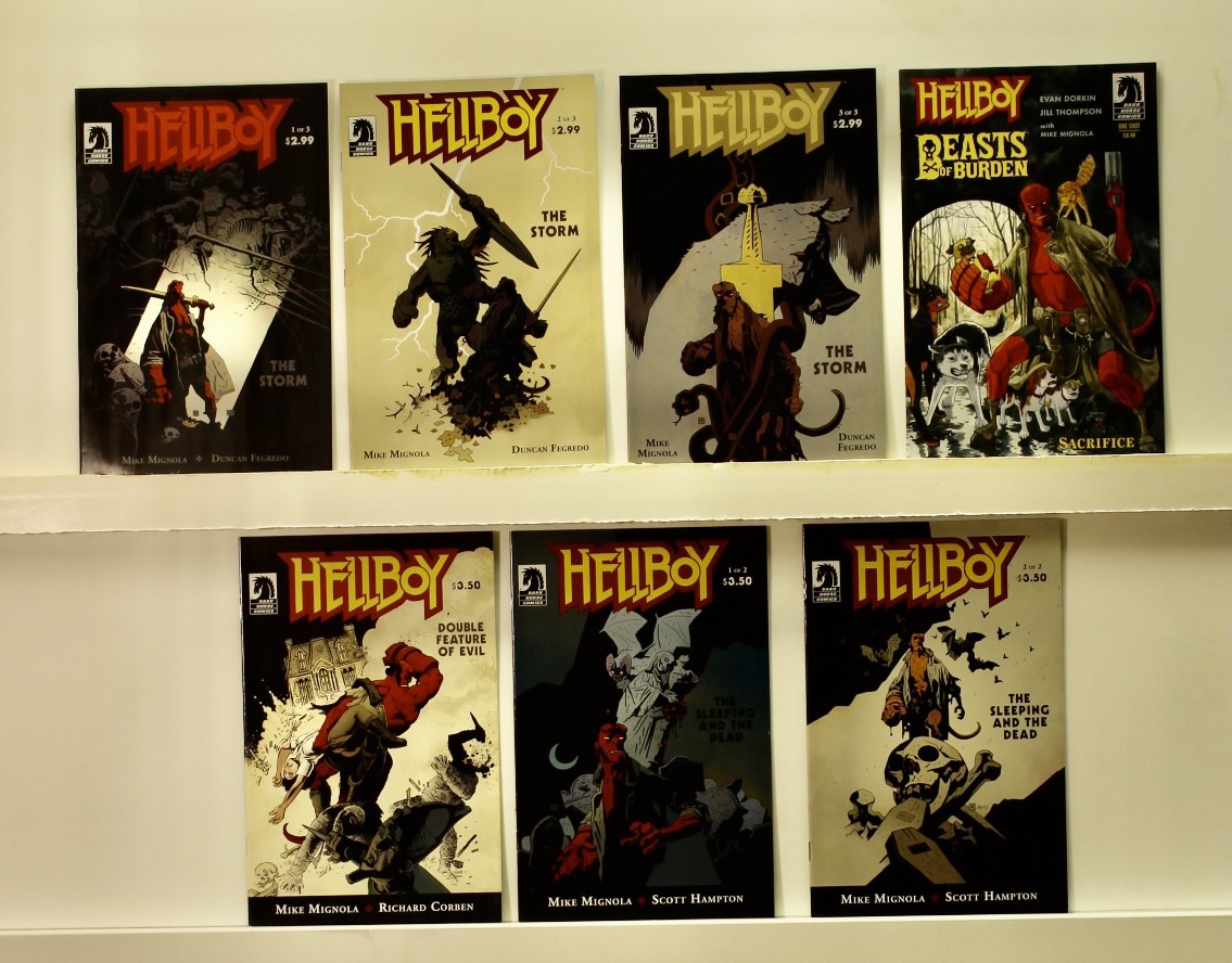 Hellboy    Lot Of 37 Comics - 27506