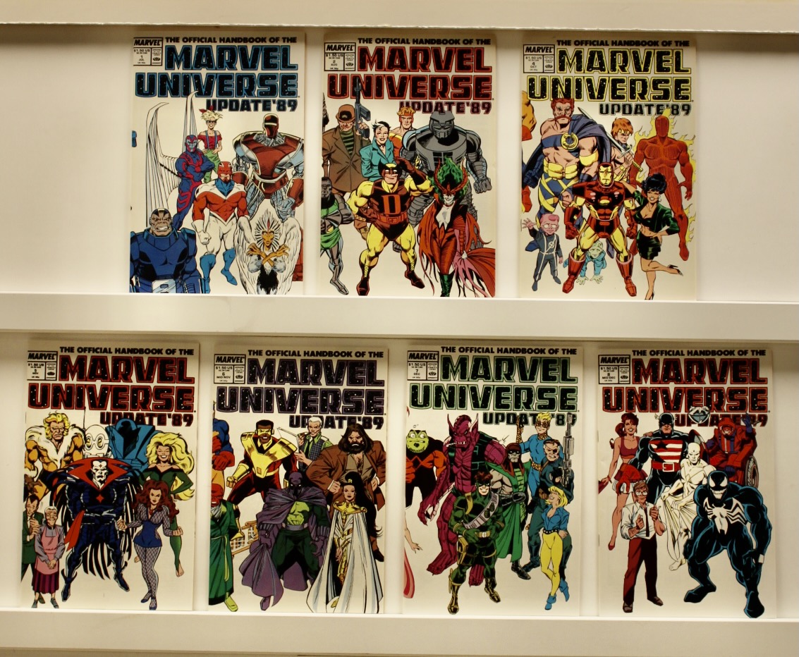 Marvel Universe  Lot Of 7  Comics - Primary