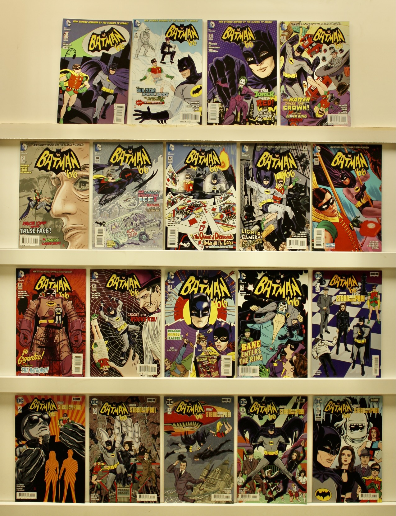 Batman ’66    Lot Of 19 Comics - Primary